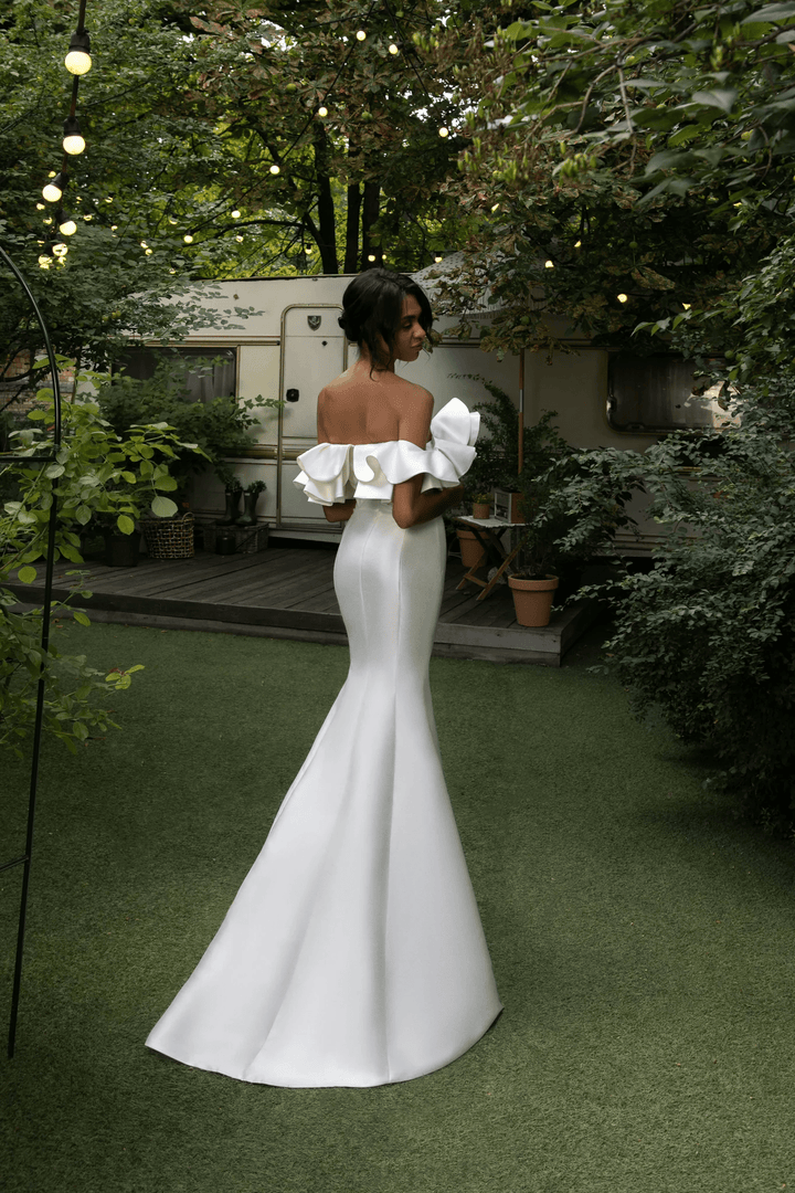 Ivory Mermaid Wedding Dress with Ruffled Corset – Off the Shoulder Wedding Gown with Hidden Zipper Plus Size - Mercy - WonderlandByLilian