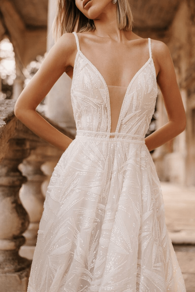 romantic lace dress Marti