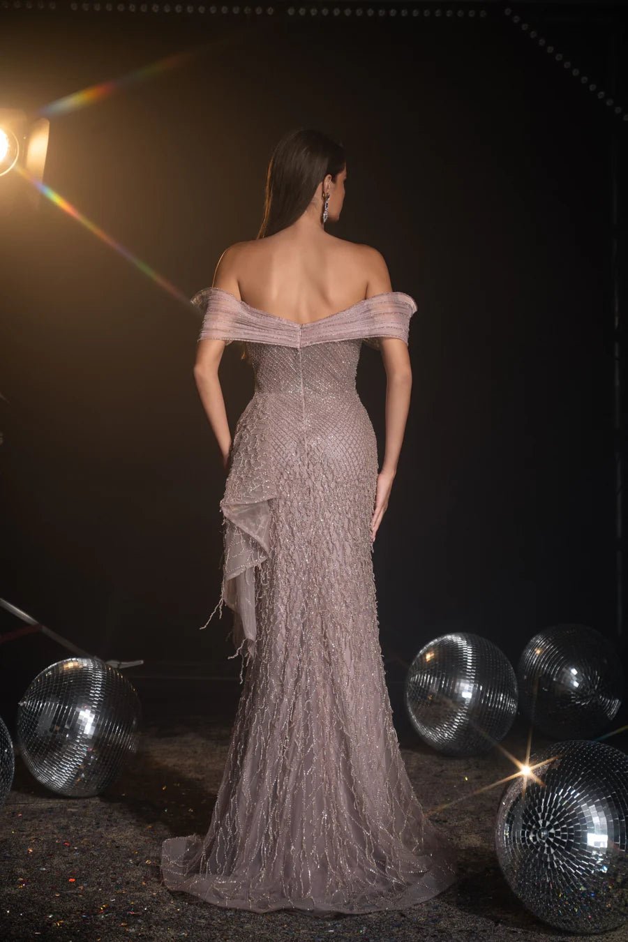 Luxurious Dusty Pink Sequin Evening Gown with Off-Shoulder and Straple WonderlandByLilian Luxurious Dusty Pink Sequin Evening Gown with Off-Shoulder and Straple WonderlandByLilian