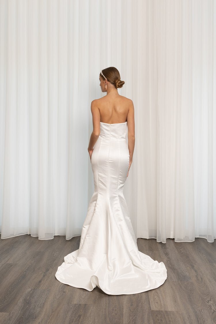 Luxurious Satin Mermaid Wedding Gown with Detachable Overskirt Plus Size - LIANA - WonderlandByLilian