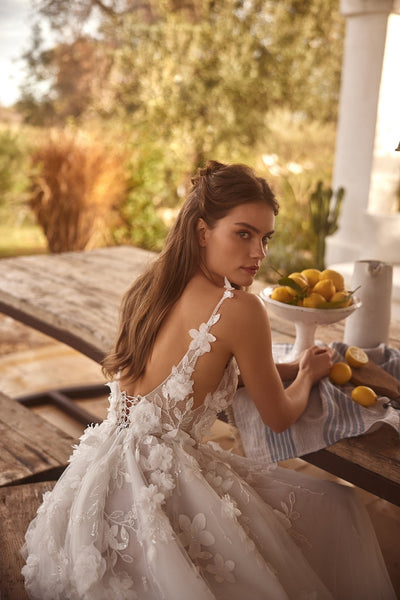 Luxury Floral Lace V-Neck Wedding Dress with Cascading Tulle Skirt Plus Size - WonderlandByLilian