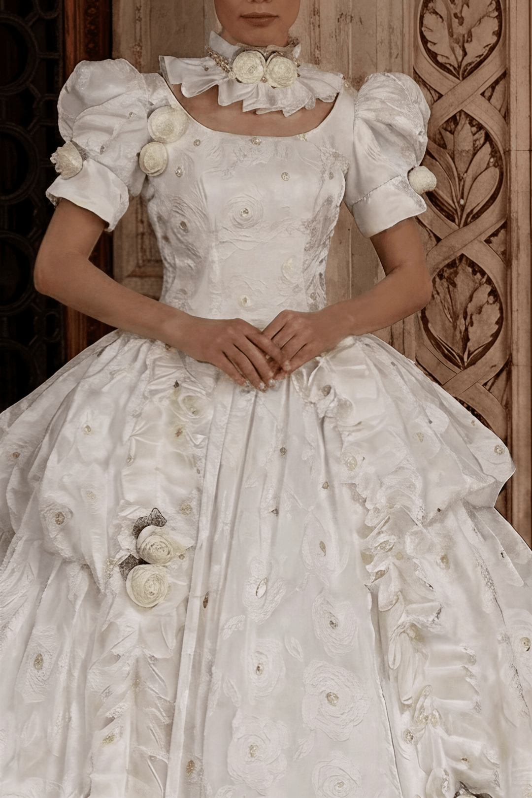 Marie Antoinette Wedding Dress in White Rococo Floral Fabric with Puff Sleeves and Tiered Skirt – Baroque Ball Gown Plus Size - WonderlandByLilian