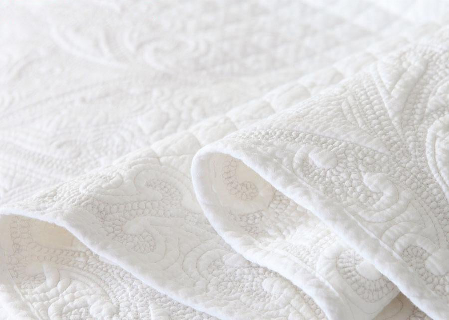 Neve White Bedspread (100% Cotton) - WonderlandByLilian