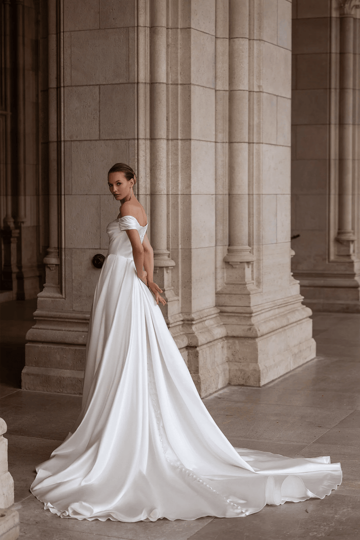 Off Shoulder Wedding Dress with Draped Bodice - Sweetheart Neckline Wedding Dress – Satin Wedding Dress with Romantic Aesthetic Plus Size - WonderlandByLilian