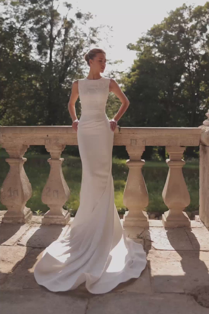 Elegant Neckline Off-Shoulder Sleeveless White Satin Wedding Dress Plus Size with Lace Detail and Extended Train