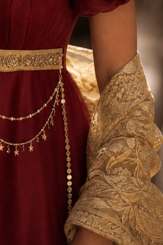 Regency Era Burgundy Empire Waist Gown with Gold Pearl Chain Detail and Lace Shawl – Bridgerton Inspired Evening Dress Plus Size - WonderlandByLilian