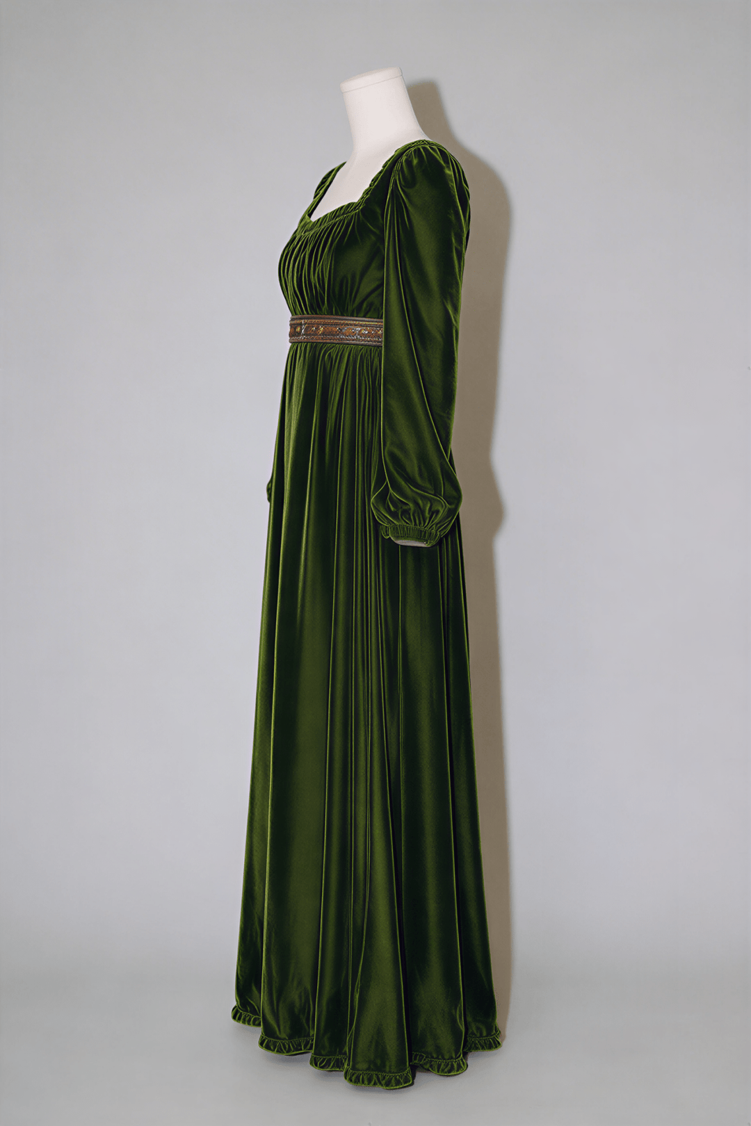 Regency Era Forest Green Empire Waist Vintage Gown with Long Bishop Sleeves and Square Neckline – Bridgerton Inspired Dress Plus Size - WonderlandByLilian