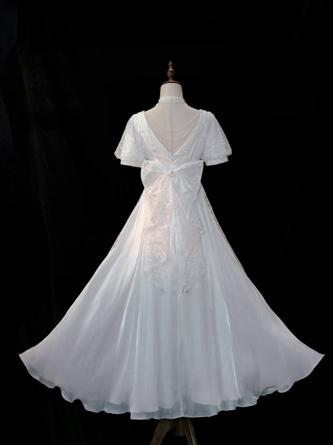 Regency Era White Pearl Tulle Empire Waist Wedding Dress – Bridgerton Inspired Sheer Sleeve Bridal Dress Plus Size - WonderlandByLilian