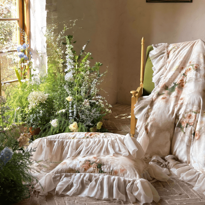 Romantic Vintage Floral Bedding Set - WonderlandByLilian