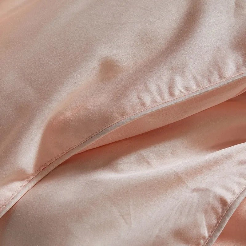 Seda Peach Mulberry Silk Filling Comforter - WonderlandByLilian