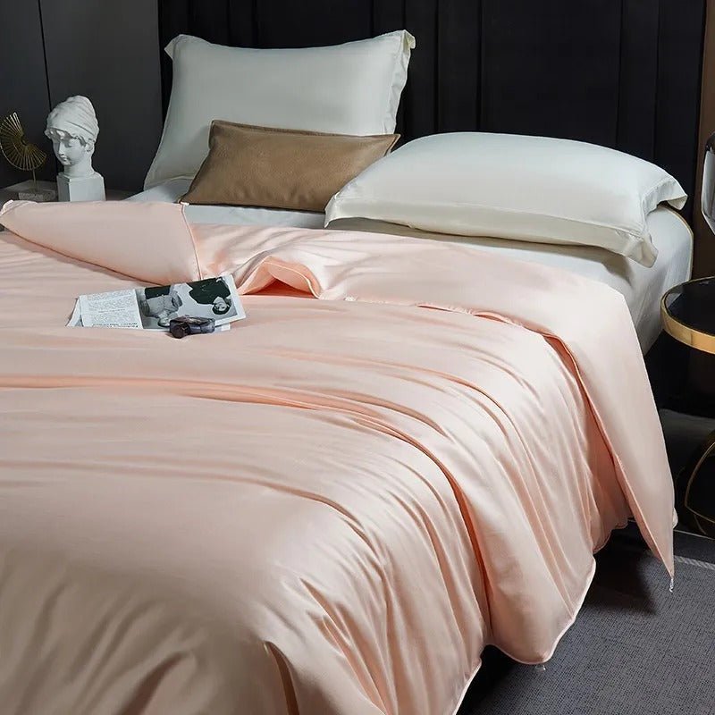 Seda Peach Mulberry Silk Filling Comforter - WonderlandByLilian