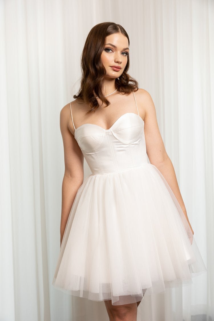 Short and Simple Wedding dress with Customizable Tulle Skirt Plus Size - LILY - WonderlandByLilian