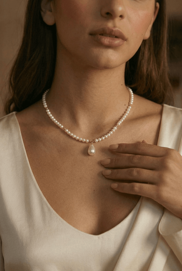 Soft Bloom – Regency Pearl Drop Necklace | Bridgerton Minimal Elegance - WonderlandByLilian