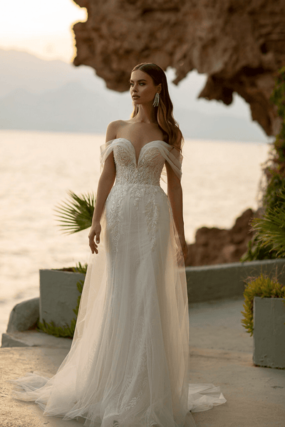 Strapless Sweetheart Neckline Wedding Dress - Off Shoulder Wedding Dress - Tulle Mermaid Wedding Gown - WonderlandByLilian