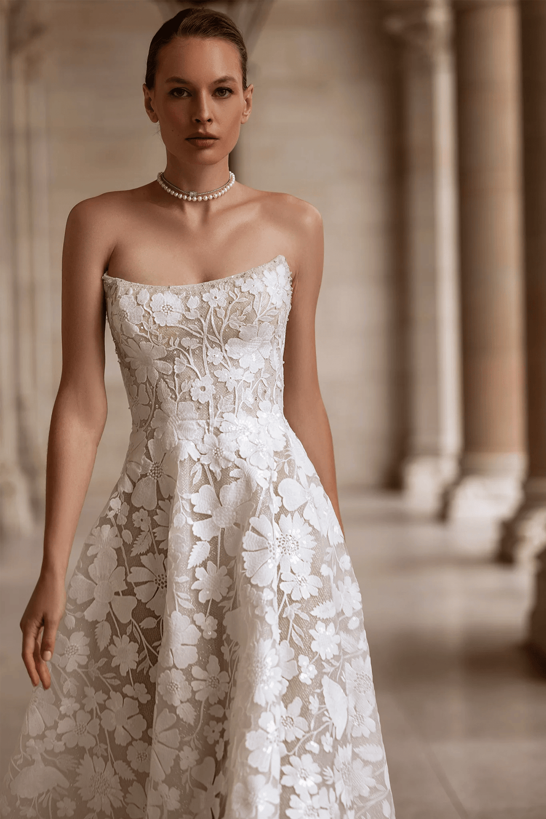 Strapless Wedding Dress with Floral Embellishments – Floral Wedding Dress with Pearl Accents and Elegant Silhouette Plus Size Size 20W