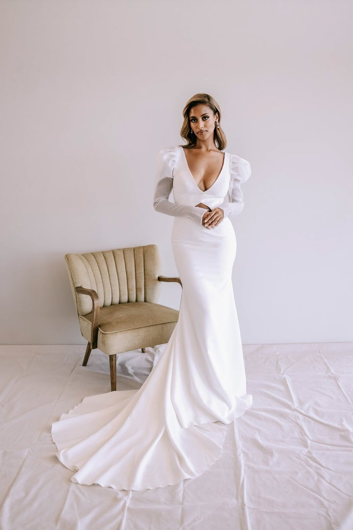 Sultry Mermaid Wedding Dress with Plunge V Neckline Plus Size - INGRID - WonderlandByLilian