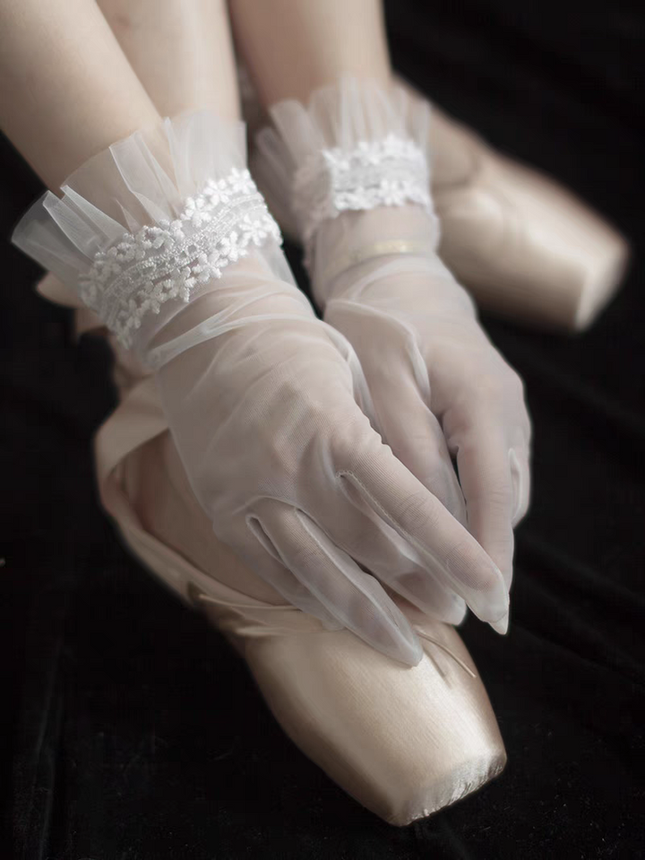 Tulle Ruffle Cuff Bridal Gloves with Lace Embellishments - Short Wedding Gloves