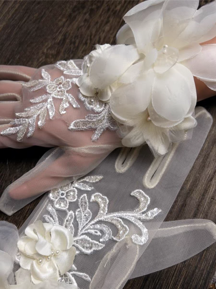 Elegant Sheer Bridal Gloves with 3D Floral Appliqué and Pearl Accents