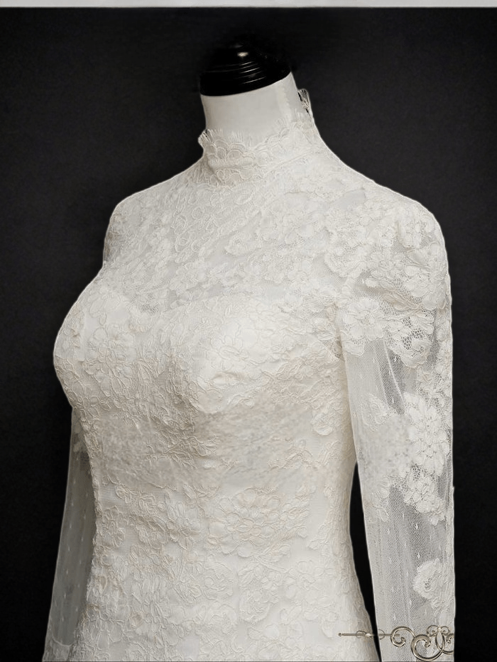 Timeless Beauty: Vintage Style Modest Lace Wedding Dress with High Neck - WonderlandByLilian