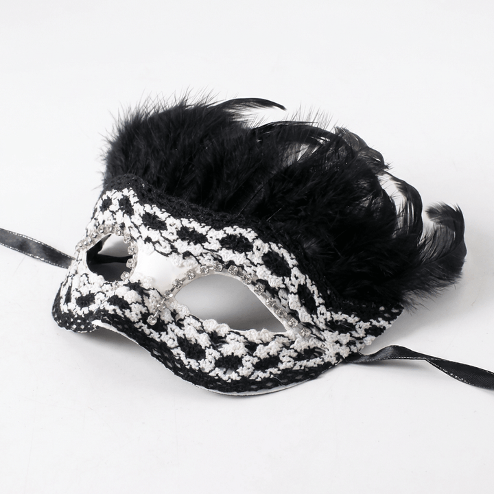 Trilogie Nocturne – Feathered Metal Masquerade Mask Collection - WonderlandByLilian