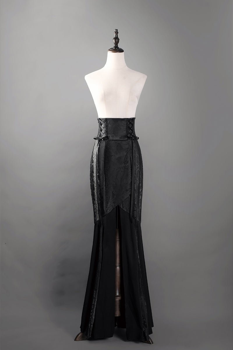 Victorian - Inspired Gothic Black Halter Dress with Bell Sleeves and Lace - Up – Long Sleeves Evening Gown Plus Size - WonderlandByLilian