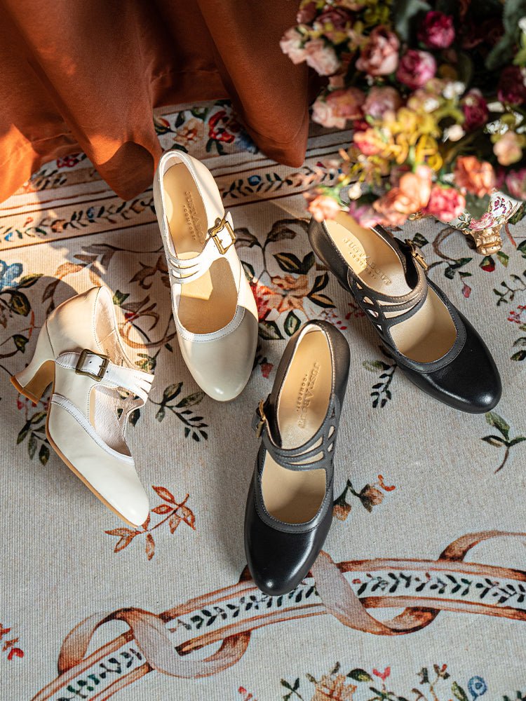 Handmade Vintage Mary Jane Shoes with Buckle Strap Regency Era Inspired Heels US 6 (EUR 36) / Black Handmade Vintage Mary Jane Shoes with Buckle Strap Regency Era Inspired Heels US 6 (EUR 36) / Black