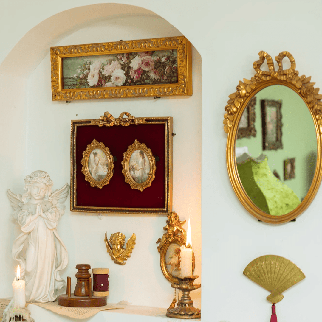 Vintage Retro Hand - Craft Oval Wall Mirror – Handmade European Resin Mirror with Rose Carving Frame - WonderlandByLilian