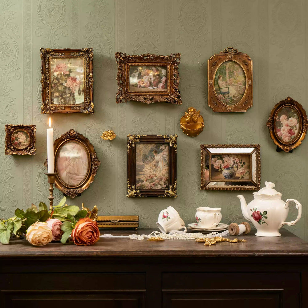 Vintage Retro Hand - Craft Resin Picture Frame with Floral Oil Painting – Oval Baroque Wall Decor - WonderlandByLilian
