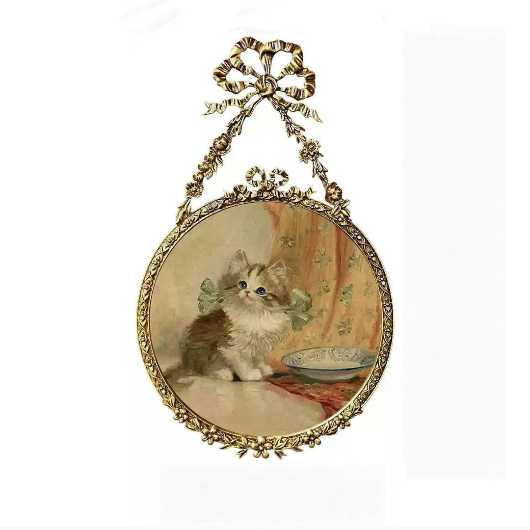 Vintage Retro Hand - Craft Round Cat Wall Art – Handmade Baroque Gold Frame with Ribbon Hanging Detail - WonderlandByLilian
