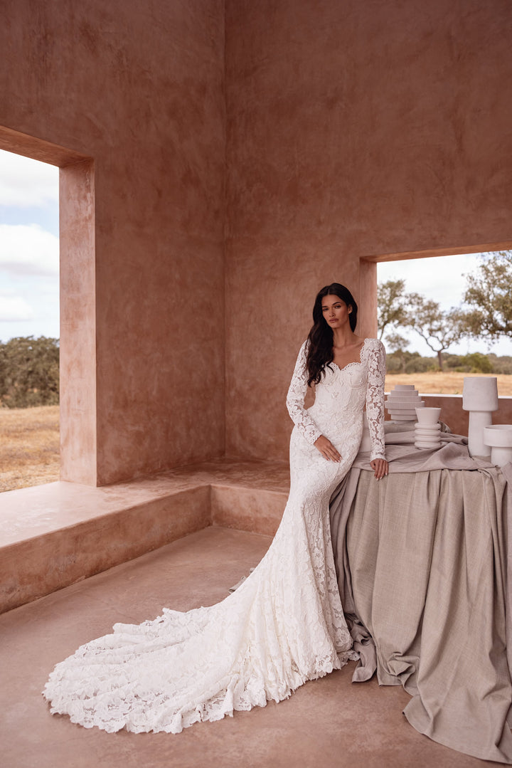 Long Sleeve Lace Mermaid Wedding Dress with Sweetheart Corset Bodice – Ivory