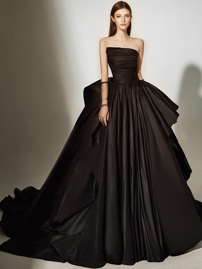 Classic Gothic Black Strapless Wedding Dress Plus Size