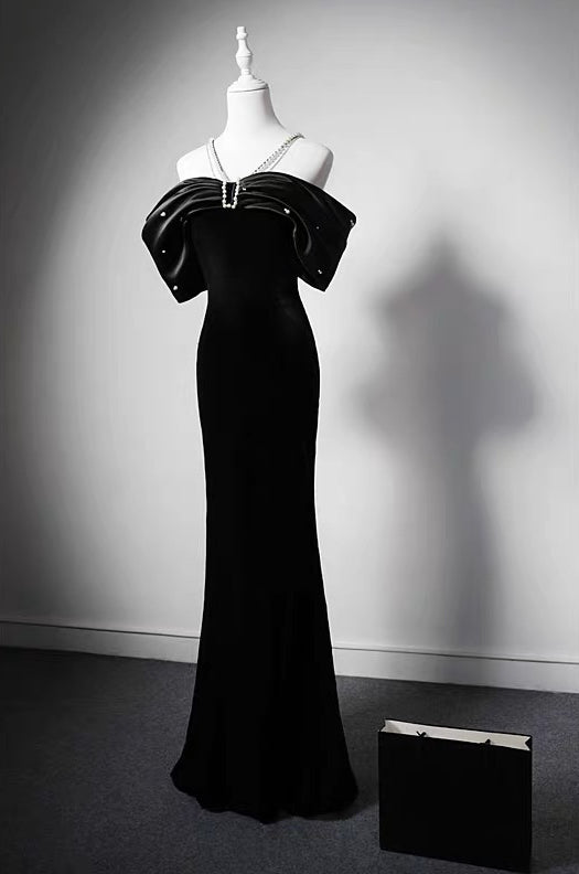 Black Velvet Mermaid Formal Dress With Pearl Chain - Plus Size - WonderlandByLilian