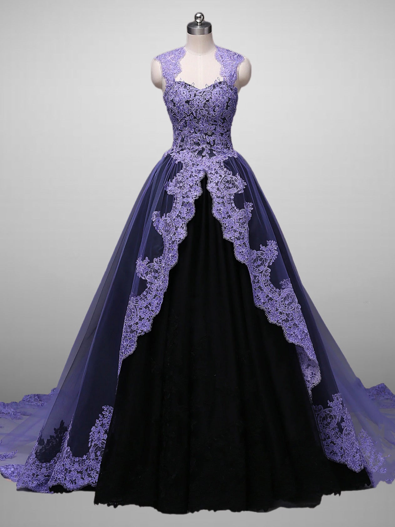 Black and Purple Gothic Wedding Dress With Lace Embroidery Size 14 / Purple Black and Purple Gothic Wedding Dress With Lace Embroidery Size 14 / Purple