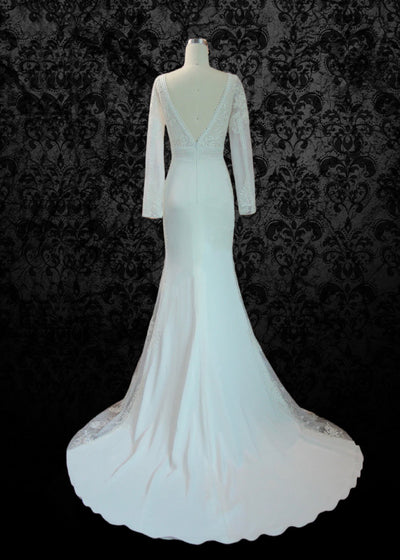 Mermaid Bateau Neckline Light ivory Lace Wedding Dress With Long Sleeves - WonderlandByLilian