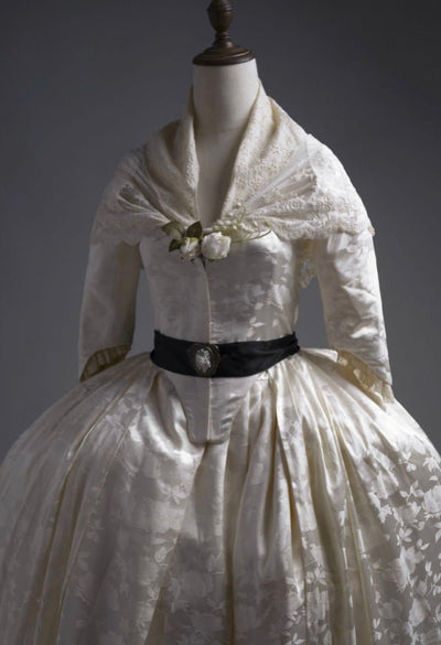 REGENCY ERA IVORY JACQUARD CORSET DRESS WITH LACE LONG SLEEVE - 1800S REGENCY BALL GOWN- PLUS SIZE - WonderlandByLilian