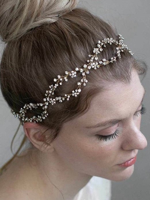 Romantic Floral with Pearl and Crystal for Brides Headpiece , Elegant Wedding Headpiece in a Roman-inspired Design - WonderlandByLilian