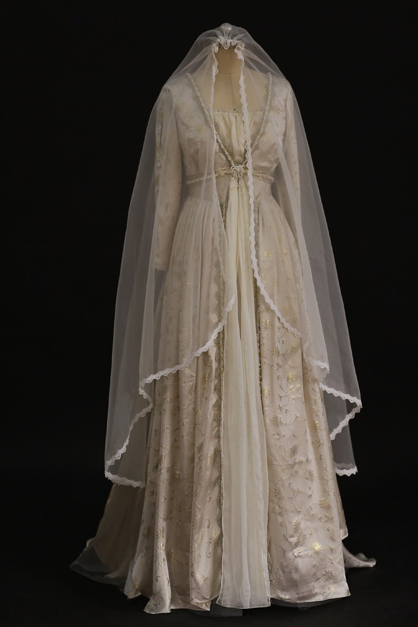 Best bridal gron for women 